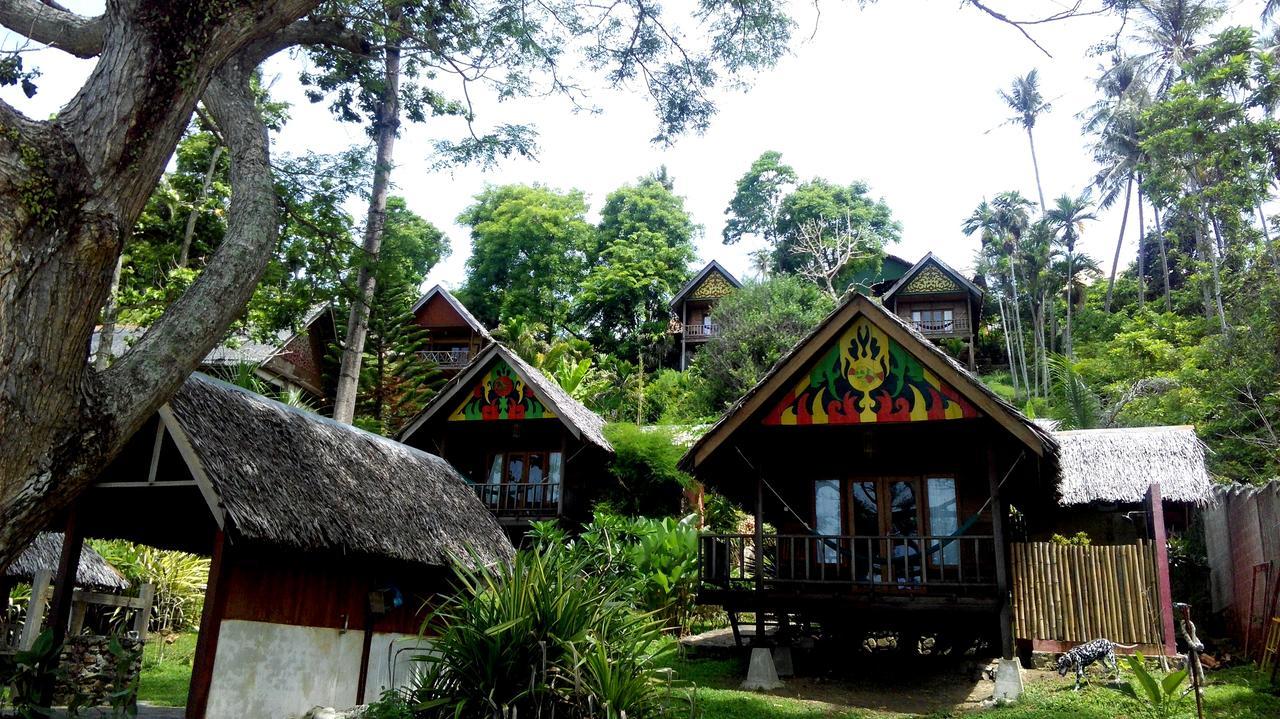 Casa Nemo Beach Resort & Spa Sabang  Exterior photo